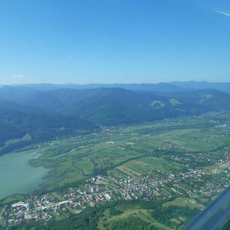 Alma Apartament Piatra Neamţ Buitenkant foto